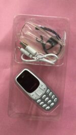 ⁦الهاتف الأصغر فى العالم بشريحتين⁩ - الصورة ⁦4⁩